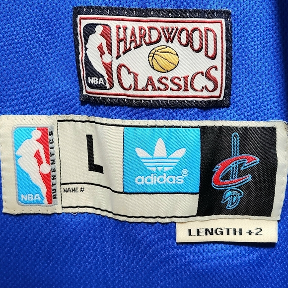 Lebron James Jersey - Size Men's L (Large) - Picture 5 of 6